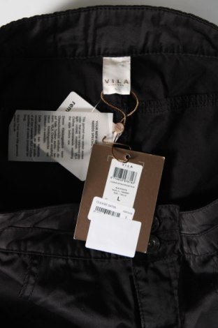 Дамски панталон VILA, Размер L, Цвят Черен, Цена 31,00 лв.