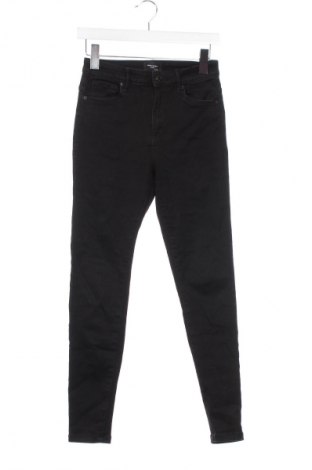 Дамски панталон Vero Moda, Размер XS, Цвят Черен, Цена 27,37 лв.