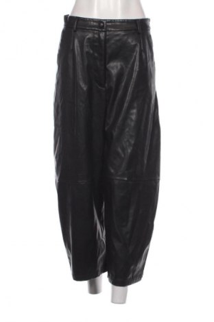Pantaloni de femei Weekday, Mărime L, Culoare Negru, Preț 134,87 Lei