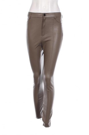 Pantaloni de femei Zara, Mărime S, Culoare Gri, Preț 44,41 Lei