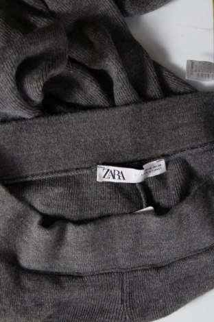Дамски панталон Zara, Размер M, Цвят Сив, Цена 17,55 лв.