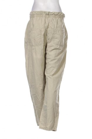 Дамски панталон Zara, Размер XL, Цвят Зелен, Цена 40,37 лв.