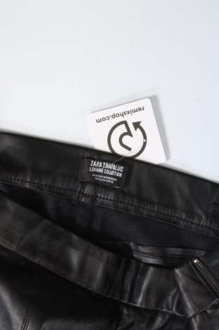 Pantaloni de femei Zara Trafaluc, Mărime S, Culoare Negru, Preț 35,53 Lei