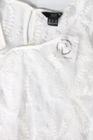 Γυναικείο αμάνικο μπλουζάκι F&F, Μέγεθος M, Χρώμα Λευκό, Τιμή 2,89 €