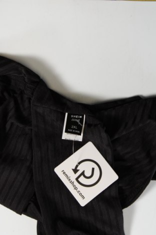 Γυναικείο αμάνικο μπλουζάκι SHEIN, Μέγεθος XXL, Χρώμα Μαύρο, Τιμή 4,42 €