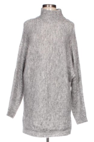 Γυναικείο πουλόβερ, Μέγεθος M, Χρώμα Γκρί, Τιμή 9,33 €