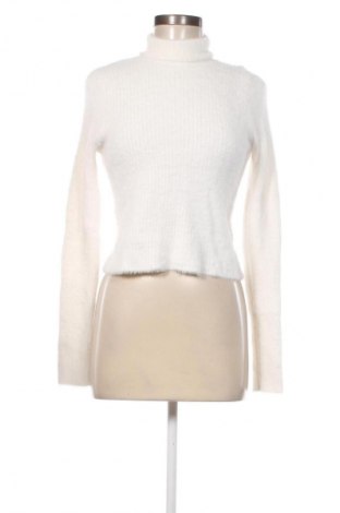 Дамски пуловер Bershka, Размер L, Цвят Бял, Цена 15,08 лв.