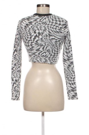 Дамски пуловер Bershka, Размер XS, Цвят Многоцветен, Цена 15,08 лв.