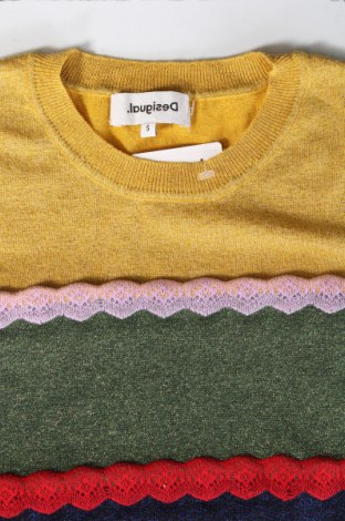 Damski sweter Desigual, Rozmiar S, Kolor Kolorowy, Cena 109,07 zł