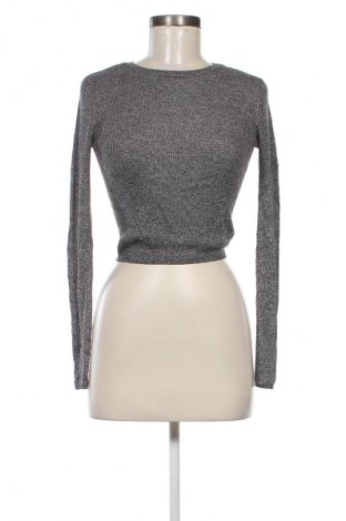 Дамски пуловер H&M Divided, Размер XS, Цвят Сив, Цена 15,95 лв.