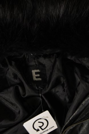 Γυναικείο δερμάτινο μπουφάν, Μέγεθος L, Χρώμα Μαύρο, Τιμή 49,64 €
