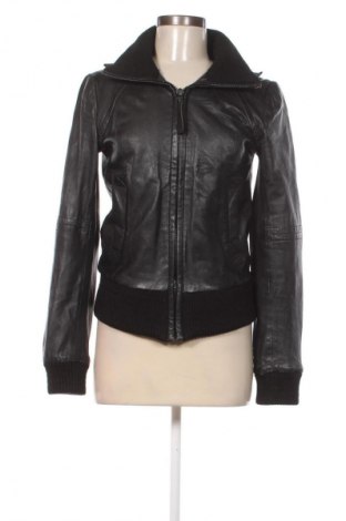 Γυναικείο δερμάτινο μπουφάν Zara, Μέγεθος S, Χρώμα Μαύρο, Τιμή 30,28 €