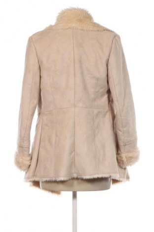 Дамско палто Bershka, Размер S, Цвят Екрю, Цена 69,55 лв.
