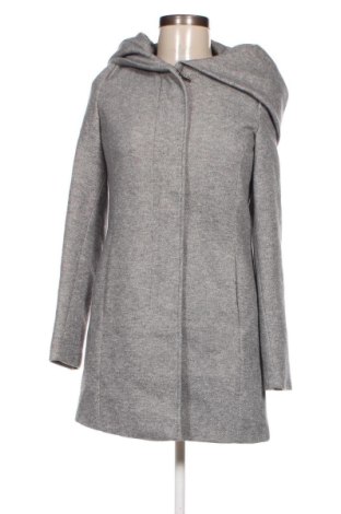 Дамско палто Vero Moda, Размер XS, Цвят Сив, Цена 26,40 лв.