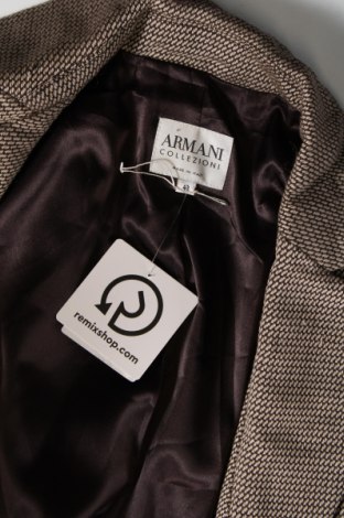 Дамско сако Armani Collezioni, Размер S, Цвят Бежов, Цена 124,30 лв.