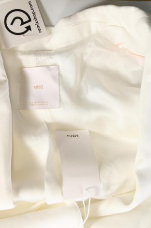 Damen Blazer Mango, Größe M, Farbe Weiß, Preis 31,96 €