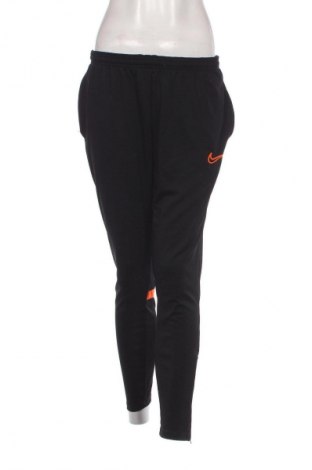 Pantaloni trening de femei Nike, Mărime L, Culoare Negru, Preț 128,13 Lei