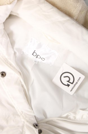 Γυναικείο μπουφάν Bpc Bonprix Collection, Μέγεθος XL, Χρώμα Λευκό, Τιμή 22,25 €