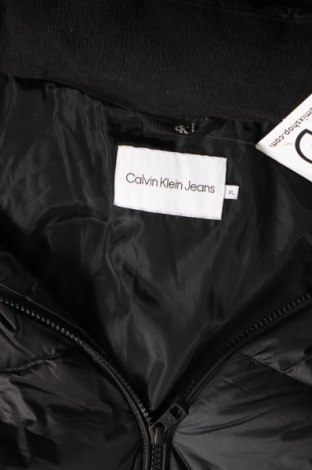 Дамско яке Calvin Klein Jeans, Размер XL, Цвят Черен, Цена 251,30 лв.