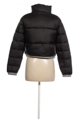 Γυναικείο μπουφάν Ellesse, Μέγεθος S, Χρώμα Μαύρο, Τιμή 53,20 €