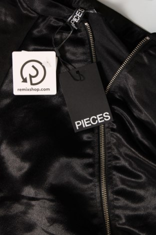 Dámska bunda  Pieces, Veľkosť XS, Farba Čierna, Cena  19,18 €