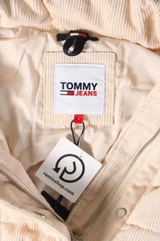 Geacă de femei Tommy Jeans, Mărime S, Culoare Bej, Preț 1.253,99 Lei