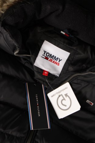 Дамско яке Tommy Jeans, Размер XS, Цвят Черен, Цена 314,49 лв.