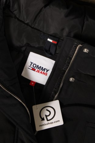 Γυναικείο μπουφάν Tommy Jeans, Μέγεθος M, Χρώμα Μαύρο, Τιμή 194,49 €