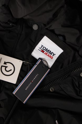 Dámska bunda  Tommy Jeans, Veľkosť 3XL, Farba Čierna, Cena  75,95 €