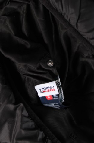 Dámská bunda  Tommy Jeans, Velikost M, Barva Černá, Cena  3 009,00 Kč