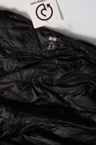 Dámska bunda  Uniqlo, Veľkosť M, Farba Čierna, Cena  38,56 €