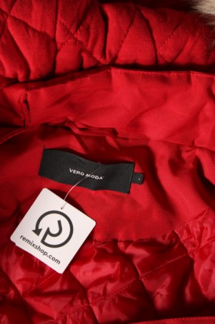 Dámska bunda  Vero Moda, Veľkosť L, Farba Červená, Cena  13,25 €