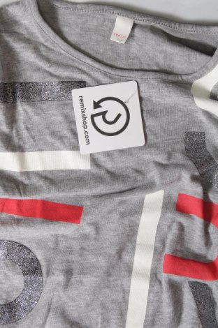 Kinder Shirt Esprit, Größe 7-8y/ 128-134 cm, Farbe Grau, Preis 6,27 €