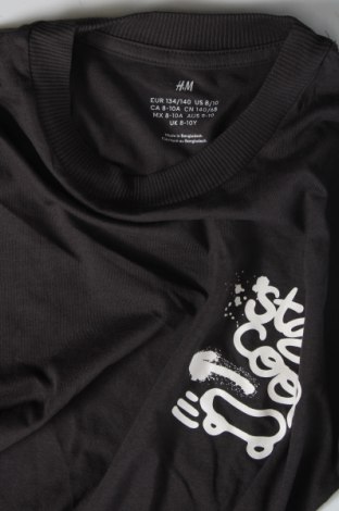 Kinder Shirt H&M, Größe 8-9y/ 134-140 cm, Farbe Schwarz, Preis 6,02 €