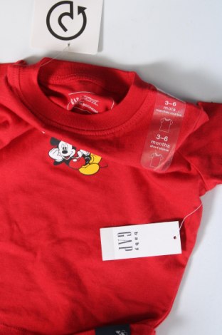 Dziecięcy T-shirt Gap, Rozmiar 3-6m/ 62-68 cm, Kolor Czerwony, Cena 29,32 zł