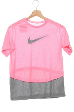 Dětské tričko  Nike, Velikost 12-13y/ 158-164 cm, Barva Růžová, Cena  319,00 Kč