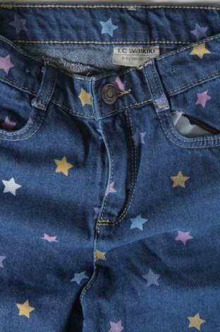 Dziecięce jeansy LC Waikiki, Rozmiar 5-6y/ 116-122 cm, Kolor Niebieski, Cena 45,81 zł