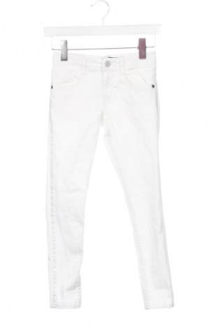 Dziecięce jeansy Levi's, Rozmiar 9-10y/ 140-146 cm, Kolor Biały, Cena 69,26 zł