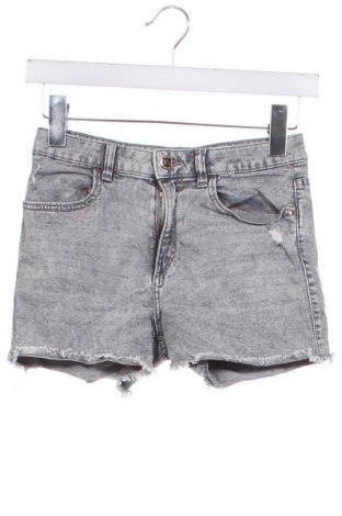 Детски къс панталон H&M, Размер 12-13y/ 158-164 см, Цвят Сив, Цена 10,50 лв.