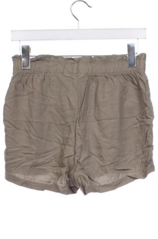 Kinder Shorts H&M, Größe 14-15y/ 168-170 cm, Farbe Grün, Preis 2,49 €