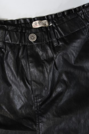 Detské krátke nohavice  Looxs, Veľkosť 12-13y/ 158-164 cm, Farba Čierna, Cena  5,96 €