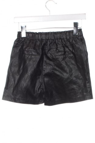 Παιδικό κοντό παντελόνι Looxs, Μέγεθος 12-13y/ 158-164 εκ., Χρώμα Μαύρο, Τιμή 6,50 €