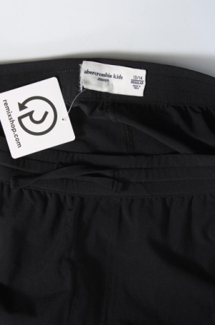 Детски панталон Abercrombie Kids, Размер 13-14y/ 164-168 см, Цвят Черен, Цена 38,25 лв.