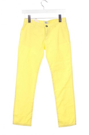 Детски панталон Armani Junior, Размер 10-11y/ 146-152 см, Цвят Жълт, Цена 180,71 лв.