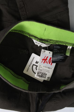 Detské nohavice  H&M, Veľkosť 10-11y/ 146-152 cm, Farba Zelená, Cena  10,29 €