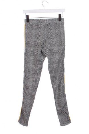 Детски панталон H&M, Размер 15-18y/ 170-176 см, Цвят Сив, Цена 11,13 лв.