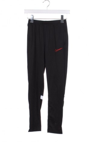 Kinder Sporthose Nike, Größe 11-12y/ 152-158 cm, Farbe Schwarz, Preis 32,01 €