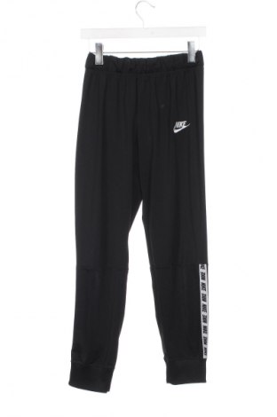 Pantaloni de trening, pentru copii Nike, Mărime 11-12y/ 152-158 cm, Culoare Negru, Preț 122,45 Lei
