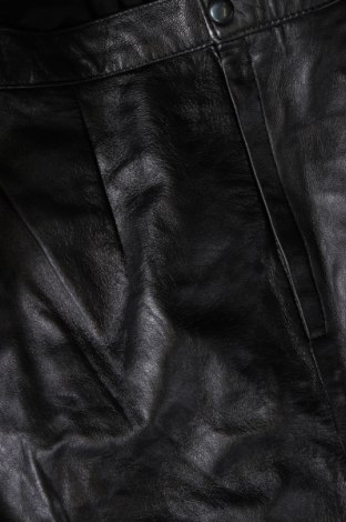 Kožená sukňa , Veľkosť M, Farba Čierna, Cena  14,80 €