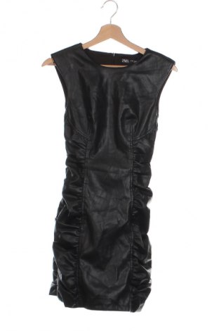 Kožené šaty  Zara, Velikost XS, Barva Černá, Cena  430,00 Kč